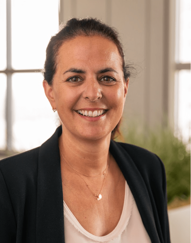 Pauline Charneau